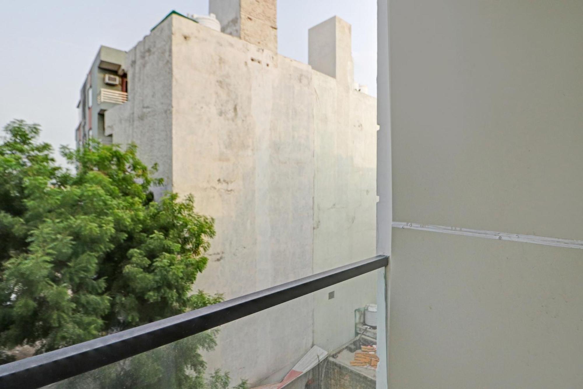 Hotel O Royal Residency